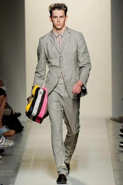 Look 22
